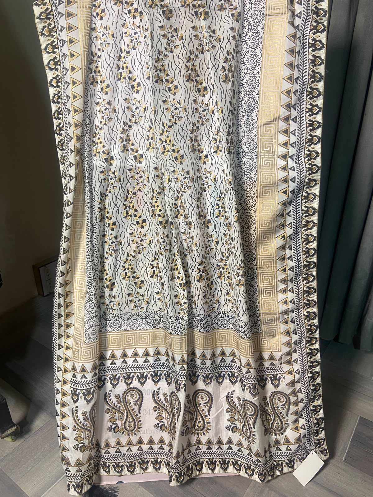 Hand Block Print Dooria Lawn Dupatta | Premium Beige & Black Floral Dupatta for Women