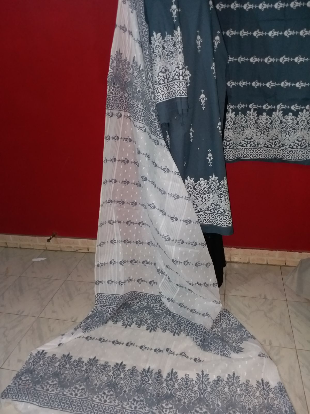 Premium 3-Piece Unstitched Hand Block Print Fine Lawn Suit with Chiffon Dupatta