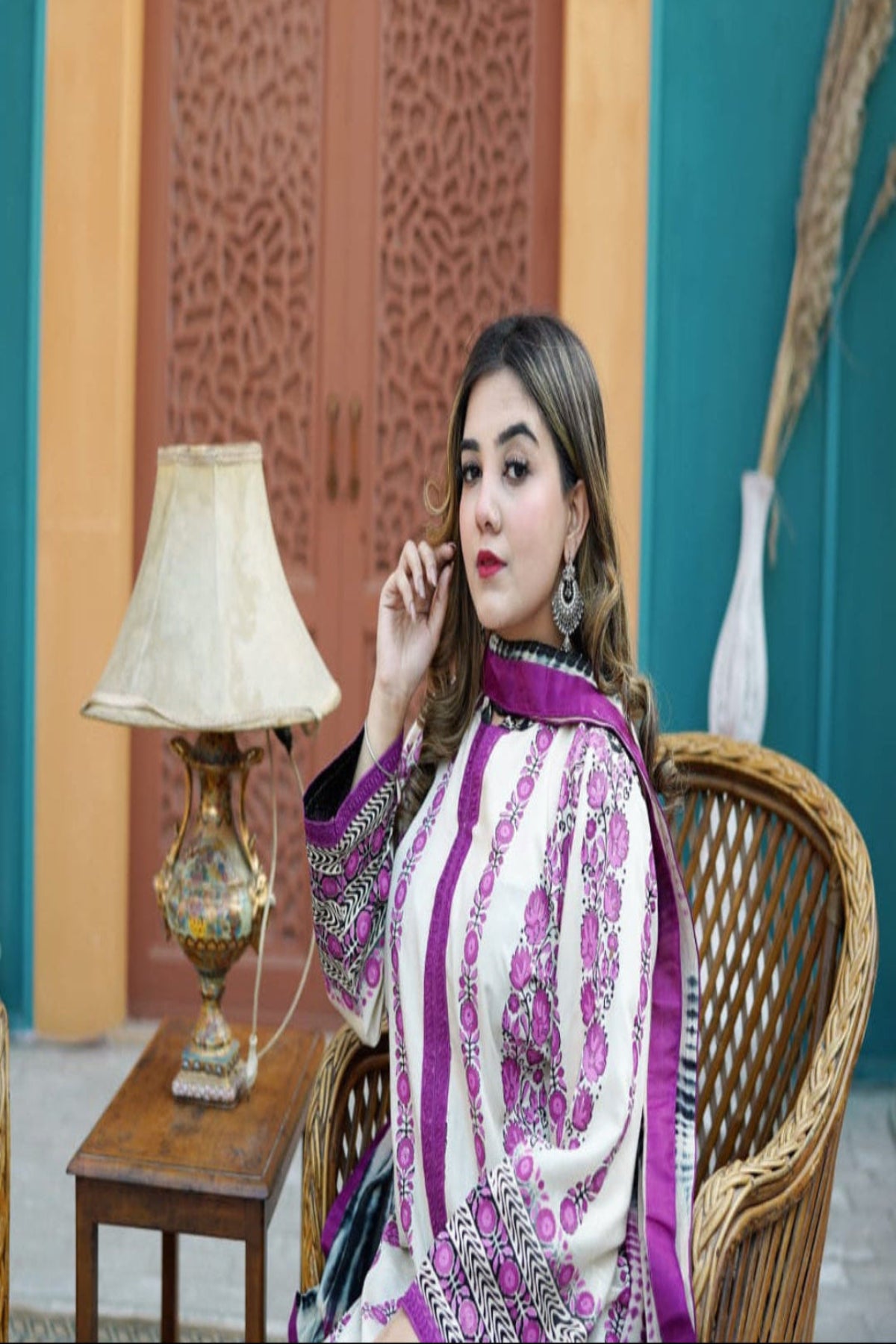 Model posing in a premium hand-block printed dupatta.